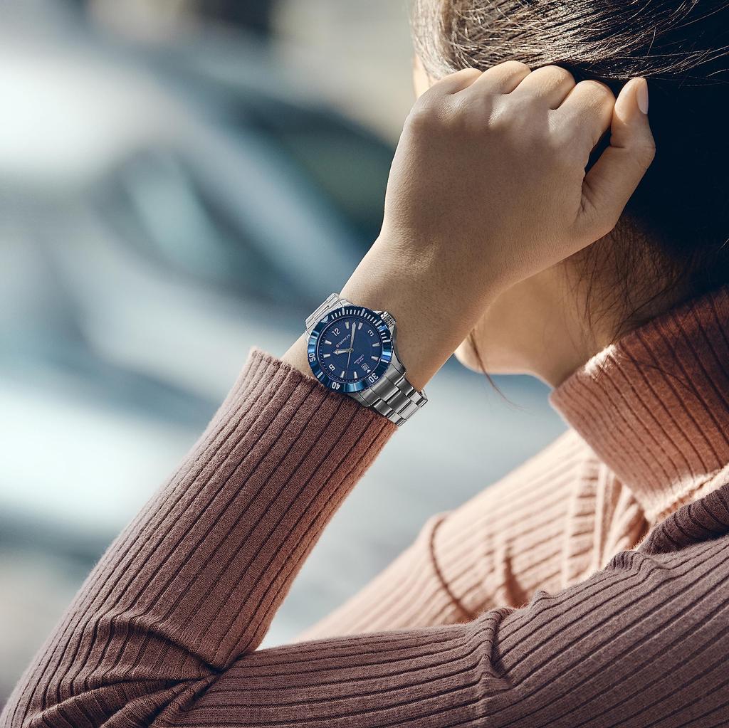 Часы WENGER SEAFORCE SMALL Подарочные Кварцевые 01.0621.111 []