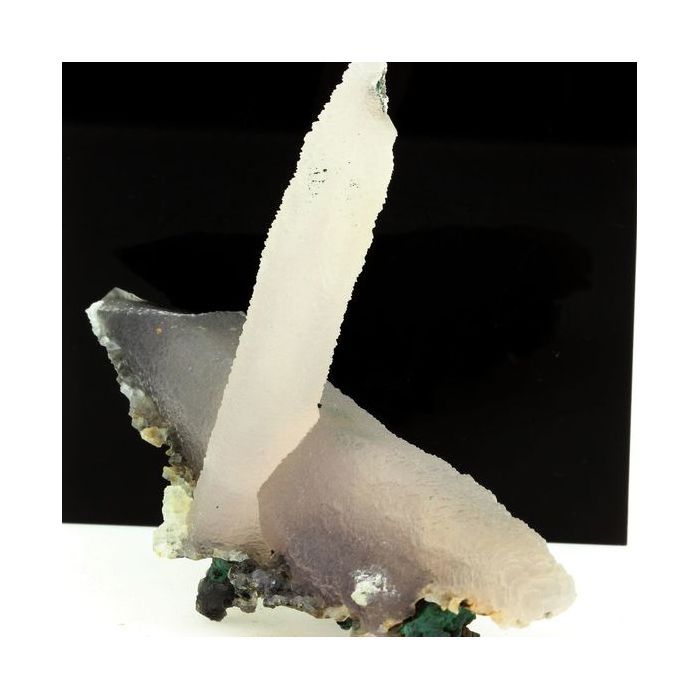 Calcite 416.9 carats