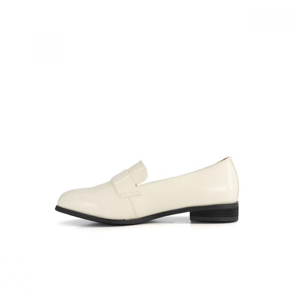 Tandy Women Loafers Ivory J1446v