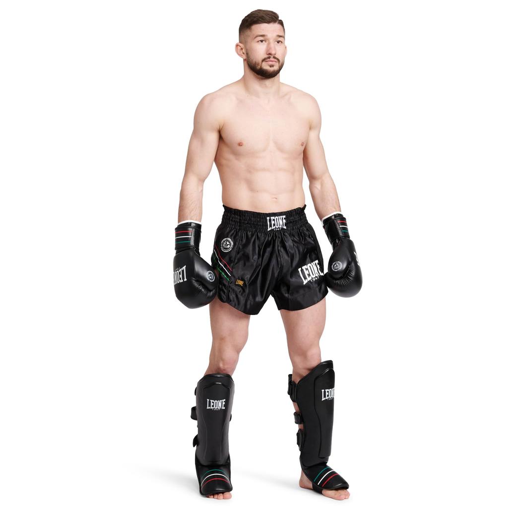 Шорты для муай-тай кикбоксинга FLAG Черные [Leone 1947]