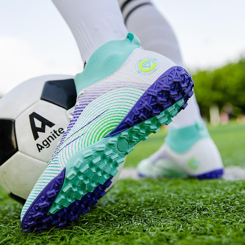 Cheap new high-top broken nails long nails football shoes outdoor lace-up student training shoes spring and autumn socks shoes
