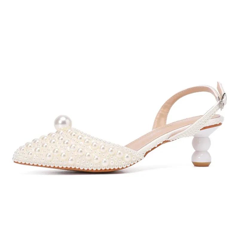 Модные новые туфли на высоком каблуке для женщин, модные универсальные босоножки с жемчужным узором и бриллиантами, тонкие каблуки, неглубокий носок, свадебные туфли