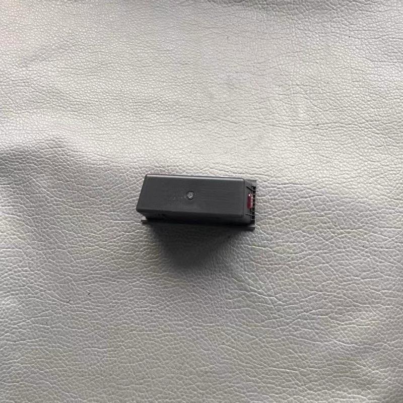 Compatible Ashtray Liner Holder for 2011-2018 Volkswagen Passat
