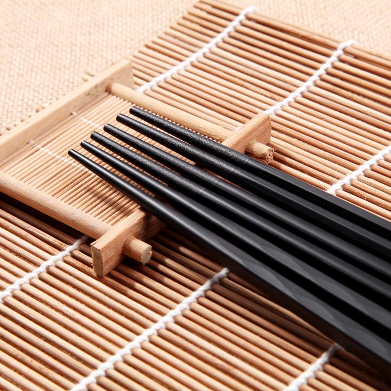 Набор палочек для еды из матового сплава в японском стиле для использования дома и в отеле