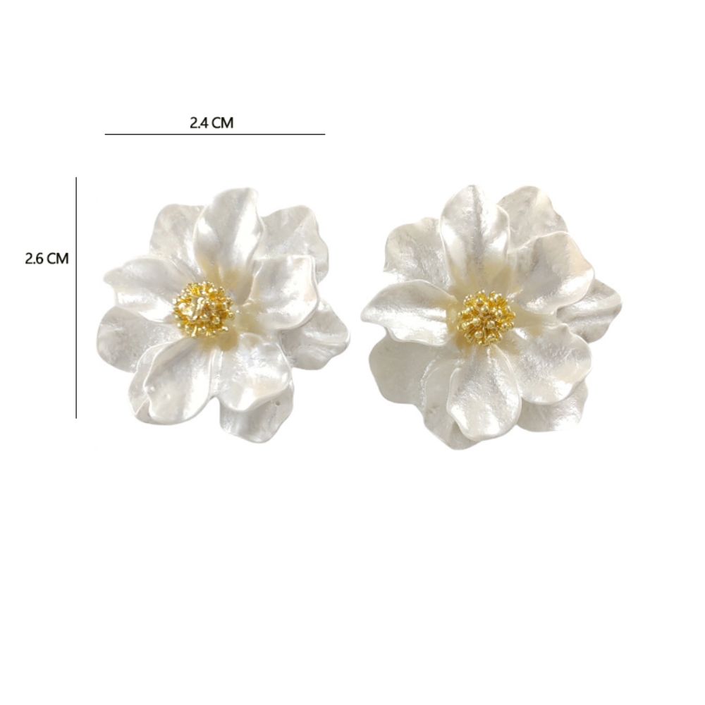 Exquisite Flower Earrings Irregular Petals Stud Fashion Petals Earrings Women