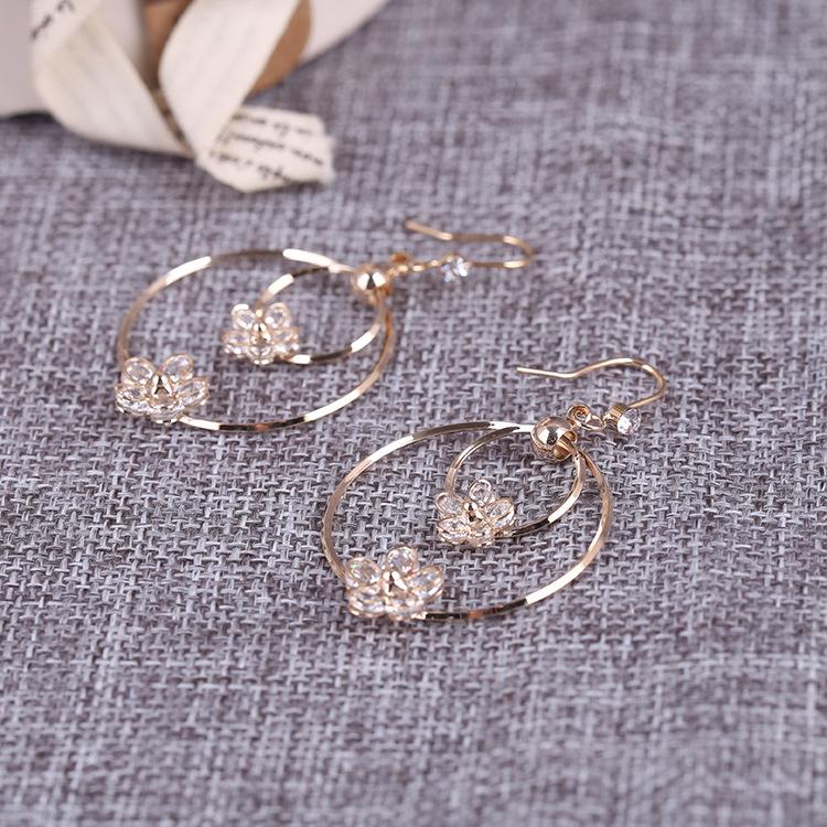 Luxury Zircon Flower Round Hoop Clip On Earrings Without Piercing Women Bride Long Ear Cuff Vintage Jewelry
