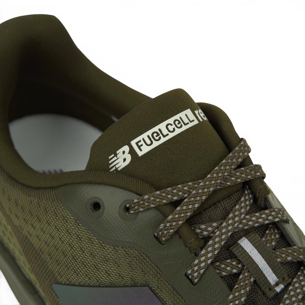 New Balance Fuelcell Rebel V5 Классические Удобные Дышащие Кроссовки для Бега Мужские Кроссовки Темно-зеленые MFCXPB5