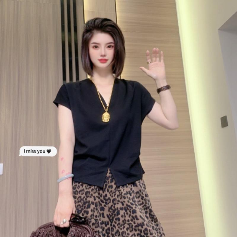 Summer new pleated waist design is thin and versatile women's short-sleeved top