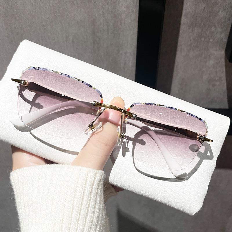 Square Metal Frame Women Men Glasses Trending HD Presbyopia Ladies 3D Printed Pattern Fashion Far Sight Eyeglasses