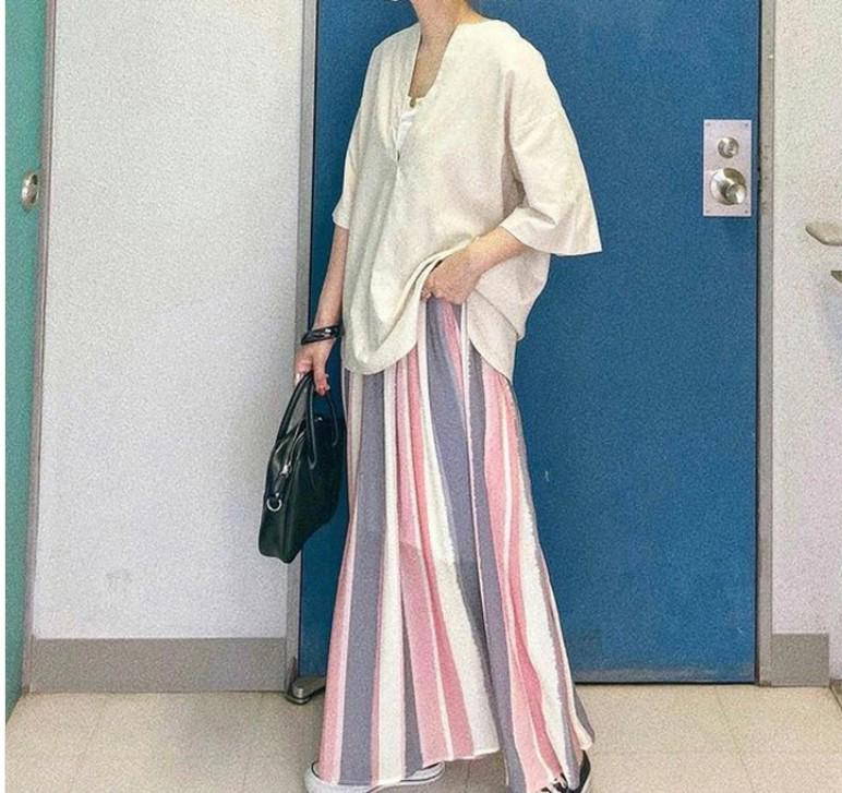 Лето 2023 года, японская полосатая юбка А-силуэта