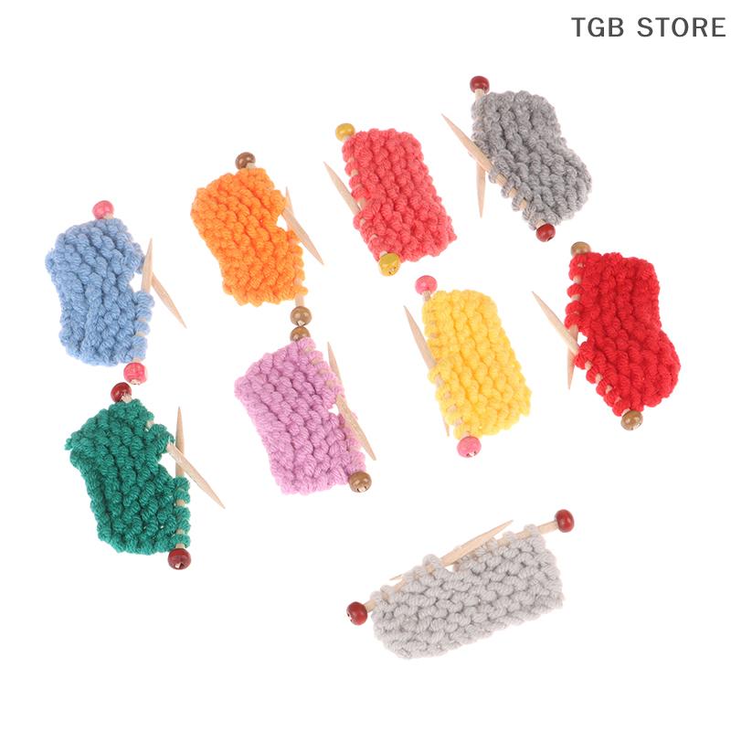 1:12 Miniature Knit Sweater Model Woven Plush Shoulder Bag Model Doll Accessories Dollhouse Toys