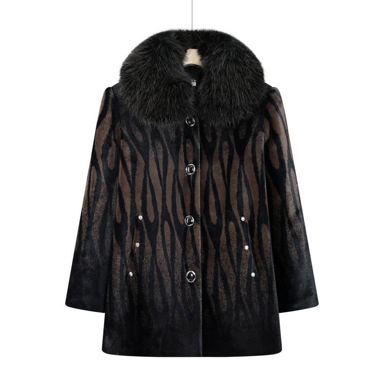 Пожилая бабушка Осень и Зима Норковая шуба Женское платье для матери Зимнее пальто Пожилые Новый стиль Свитер Одежда