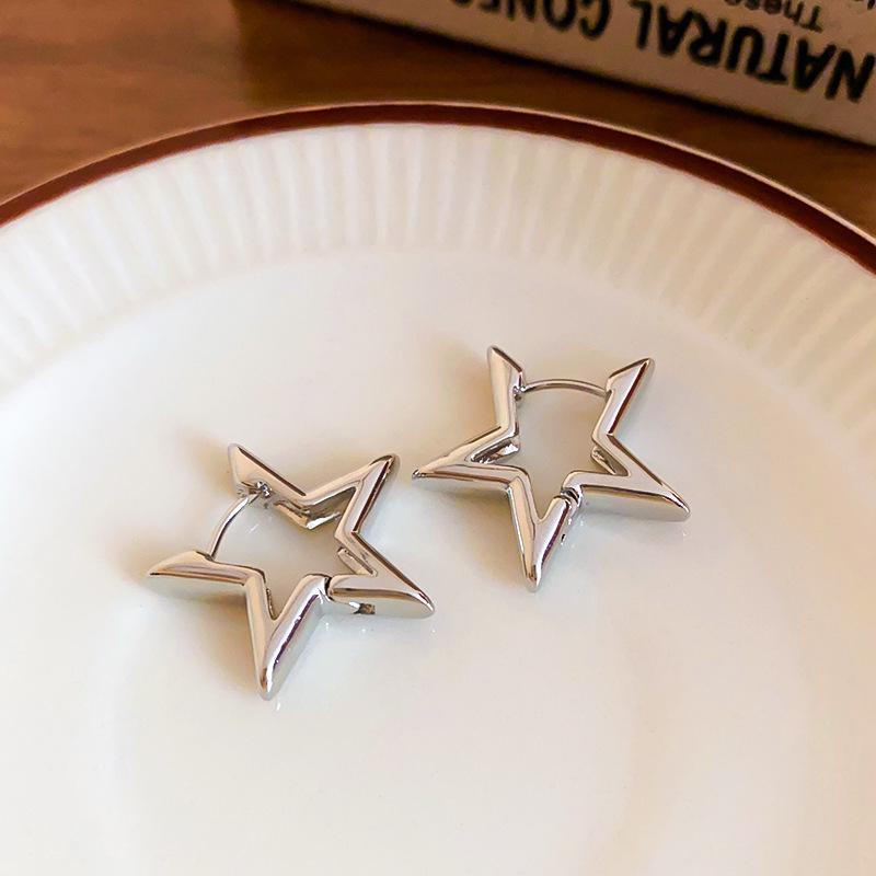 Циркониевые серьги-каффы с перламутром в виде солнечных лучей: Элегантные, Универсальные Серьги для Женщин.