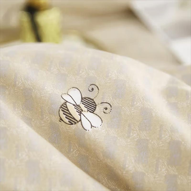 Donner Home Textiles All-Season Honeycomb Wool Quilt