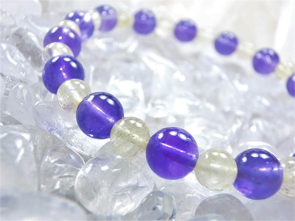 Leaf Stone Good Luck Fortune and Noble Purple Glow On Your Amethyst and Gold Rutilated Quartz Bracelet for Power Natural 8mm and 6mm Crushed Size 16cm