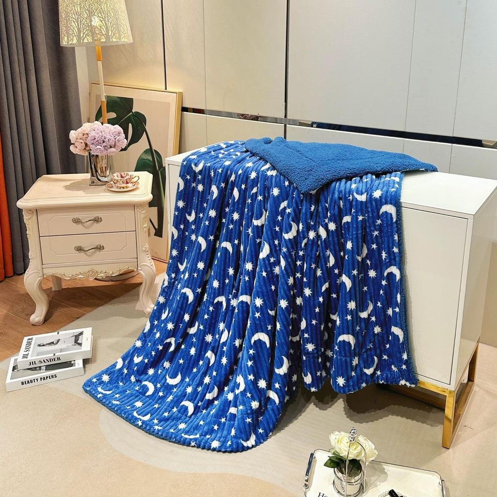 Fashionable Star and Moon Double-Layer Blanket, Flannel Blanket, Office Nap Blanket, Air-Conditioning Blanket