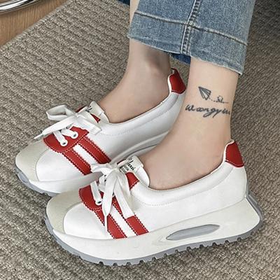 Мода 2024 года. Новые женские туфли на шнуровке. Женская вулканизированная обувь. Осенняя обувь с круглым носком и разноцветной платформой. Повседневная удобная спортивная обувь.