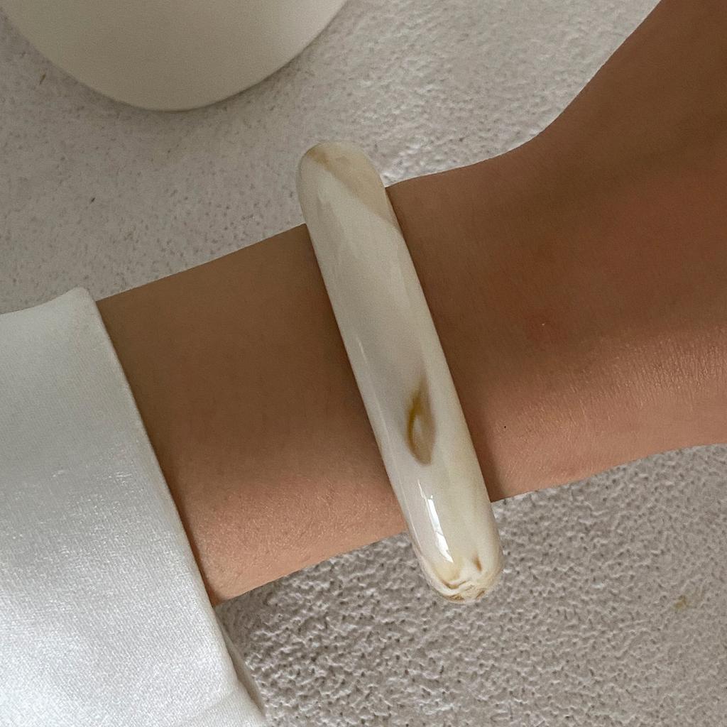 Ingemark Модные Винтажные Зеленые Толстые Массивные Браслеты из Смолы для Женщин 2025 Новый Изысканный Наслаивающийся Браслет Ежедневные Вечерние Украшения