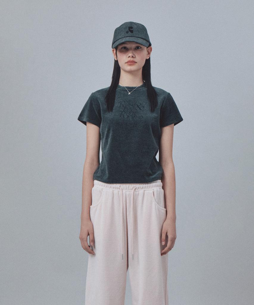 REST&RECREATION Velvet Logo T-Shirt - Black