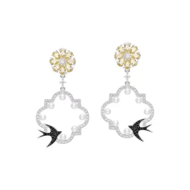 Seiko Swallows Pearl Flower Earrings - Elegant Fairy-Inspired Style for Women