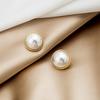 Элегантные серьги с барочным жемчугом: Универсальная игла из серебра 925 пробы с французским золотым ободком
