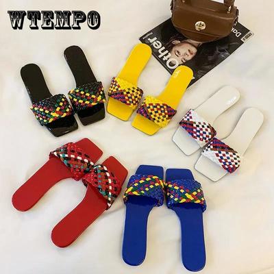 Кожаные тапочки ручной работы с плетеной цепочкой. Летняя пляжная обувь. Белые небесно-голубые туфли. Шлепанцы на плоской подошве. Женские сандалии.