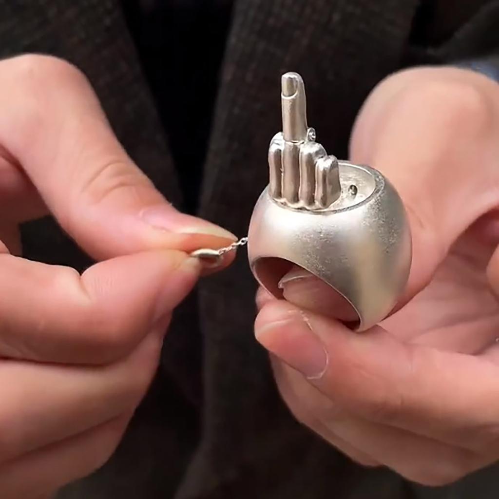 Кольцо на средний палец, ретро-персонажное декомпрессионное кольцо, забавное кольцо, милое юмористическое кольцо на средний палец, рождественская новинка, розыгрыш, подарок на средний палец