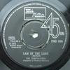 7-дюймовая пластинка TEMPTATIONS - Закон земли TMG866 Tamla Motown 1973 Великобритания Соул/Фанк Б/У