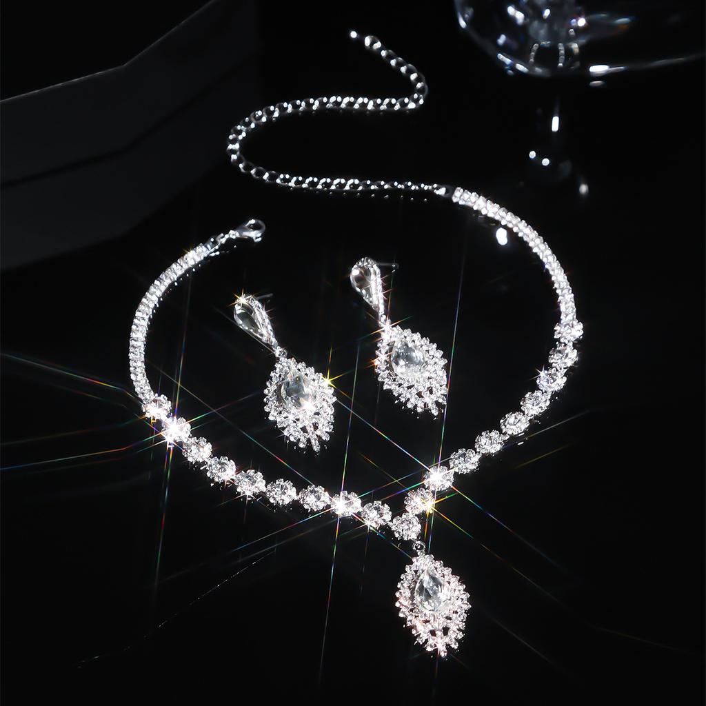 Luxury Sparkling Rhinestone Necklace Earrings Set, High-end Temperament Necklace Earrings