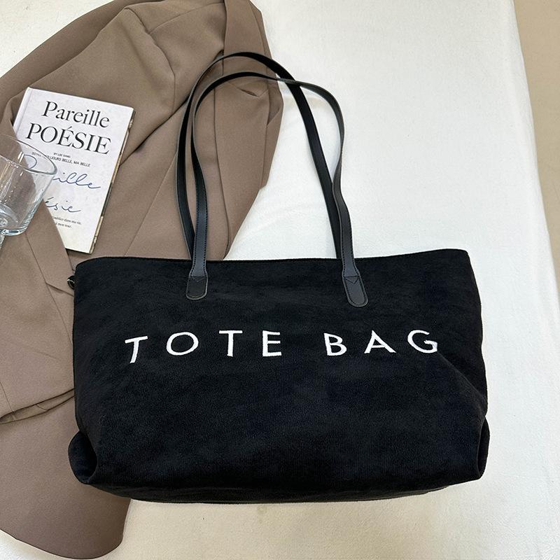 Large Capacity Tote Bag 2025 Autumn/Winter New Commuter Single Shoulder Underarm Bag Premium Texture Tote Bag