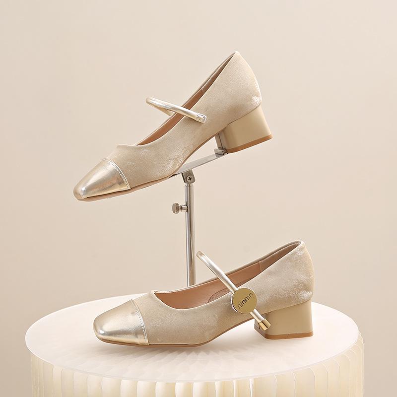 French Thick Heel Mary Jane Shoes Women's 2025 Spring and Autumn New Retro Square Head Light Mouth Single Shoes with Skirt Small Single Shoes