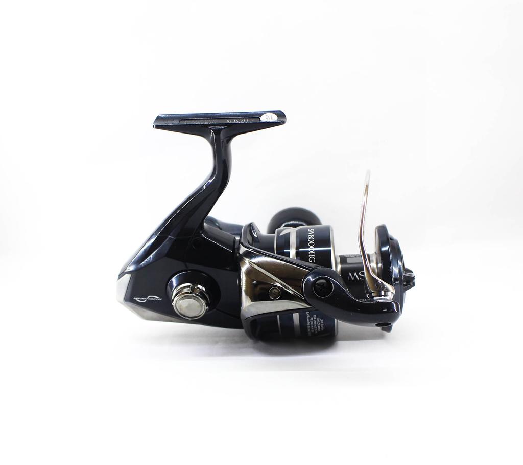 SHIMANO Катушка спиннинговая Stradic 2024 SW 8000 HG (7441)