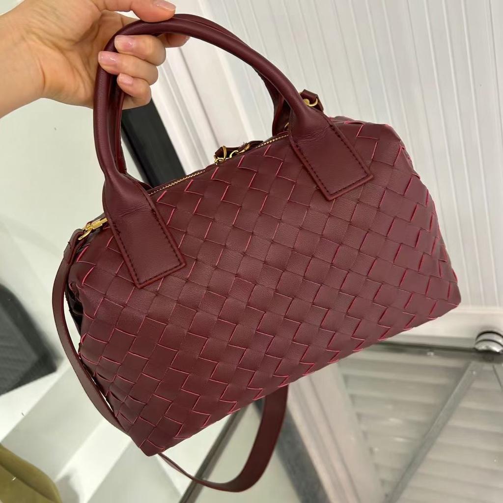 Cowhide Woven Bowling Bag Vintage Tote Bag Boston Bag Large Capacity Handbag Single Shoulder Crossbody Leather Women's Bag