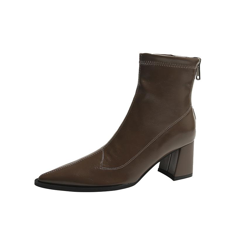 Ретро короткие женские сапоги на толстом каблуке 2025 зима новые заостренные сзади короткие голые сапоги на молнии нишевый дизайн модные сапоги