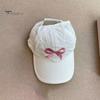 Детская бейсбольная шляпа с вышивкой и бантом, солнцезащитный козырек с длинными полями, хвостик с длинными полями, противоскользящая кепка для девочек, уличная походная шляпа, школьная фуражка