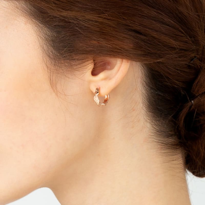 ELLE Jewelry Cut 14K One-Touch Earrings (Gold Pin) ELGPEE240