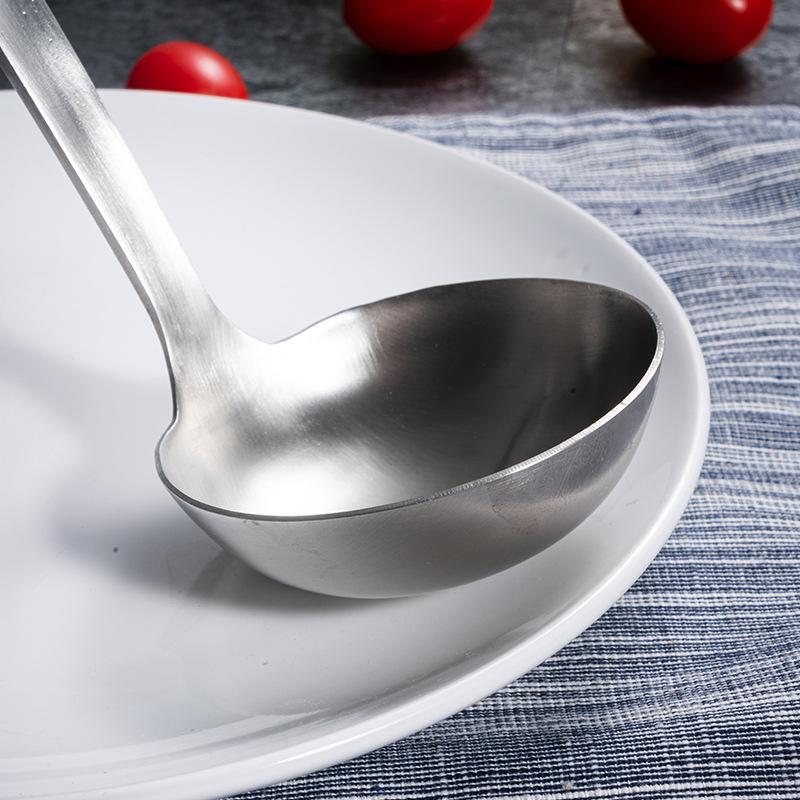 HANYANG Нержавеющая сталь 304 Половник для супа Раковина для супа Утечка супа Длинная ручка Утолщенный песочный светильник Горячий половник Кухонный половник для супа