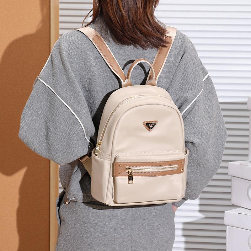 Japanese Student Lightweight Backpack for Women Simple New Versatile Fashion Women's Backpack Oxford Cloth Commuter Travel Bag