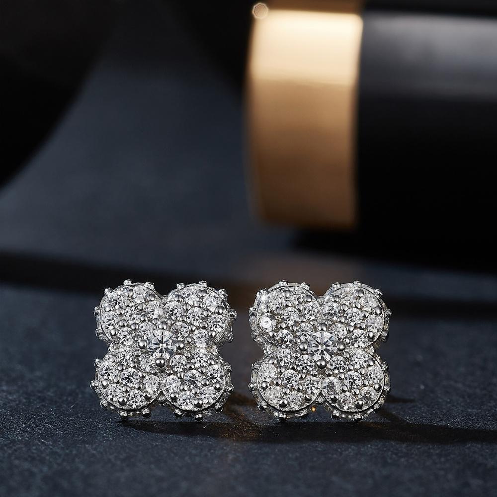 Серьги-гвоздики с цветком из муассанита и четырехлистным клевером из стерлингового серебра 925 пробы