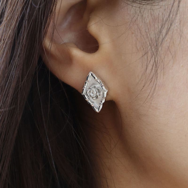 M.atur Rose Day Earring 03