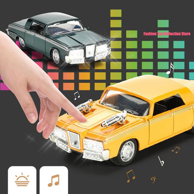 1/32 Dodge Chrysler Vintage Modified Alloy Car Model Diecasts Toy With Sound and Light Vehicles Decoration Toys For Kids Gift