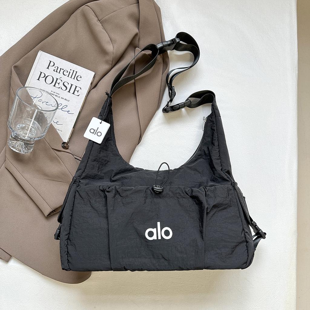 Lightweight Fashion Casual Sport Crossbody Bag Unisex Zipper Anti-Theft Shoulder Bag for Daily Commute Travel