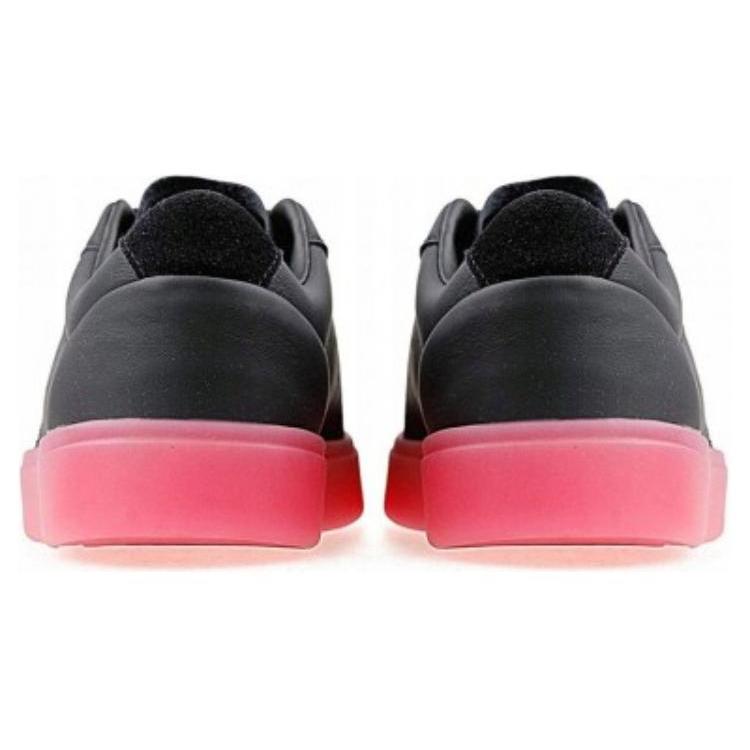adidas Элегантные женские кроссовки Core Black Super Pink G27341