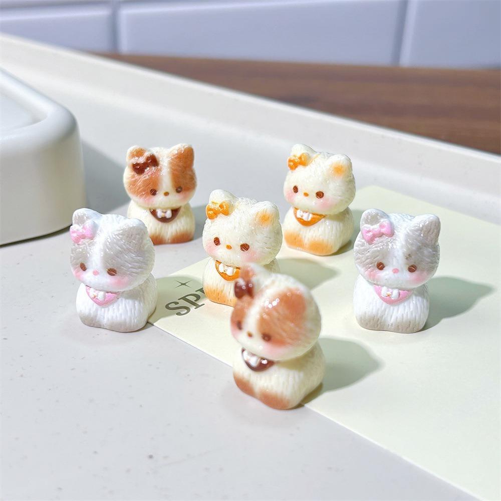 Cartoon Cute Dashboard Accessories Mini Cat Resin Garden Miniature Handicraft Accessories DIY