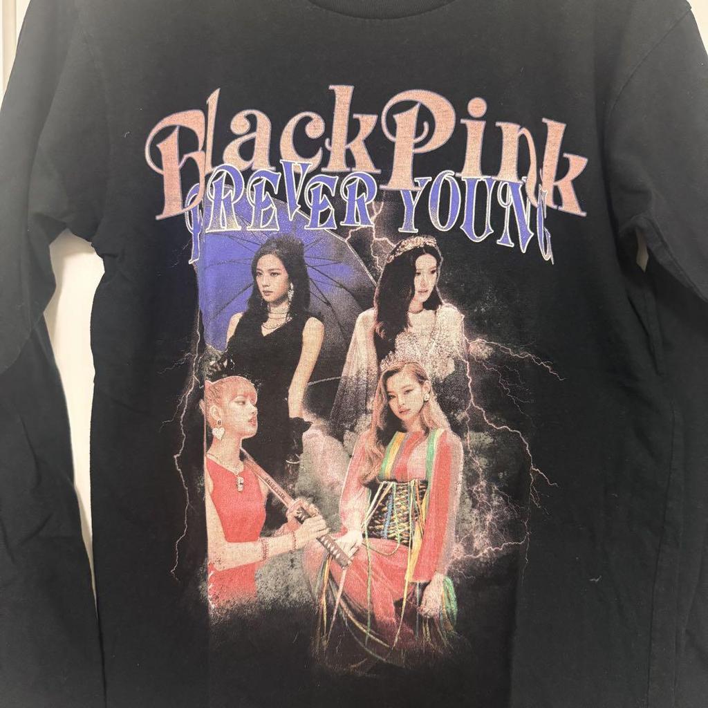 [USED] BlackPink Foreveryoung Long-sleeved T-shirt, Size M