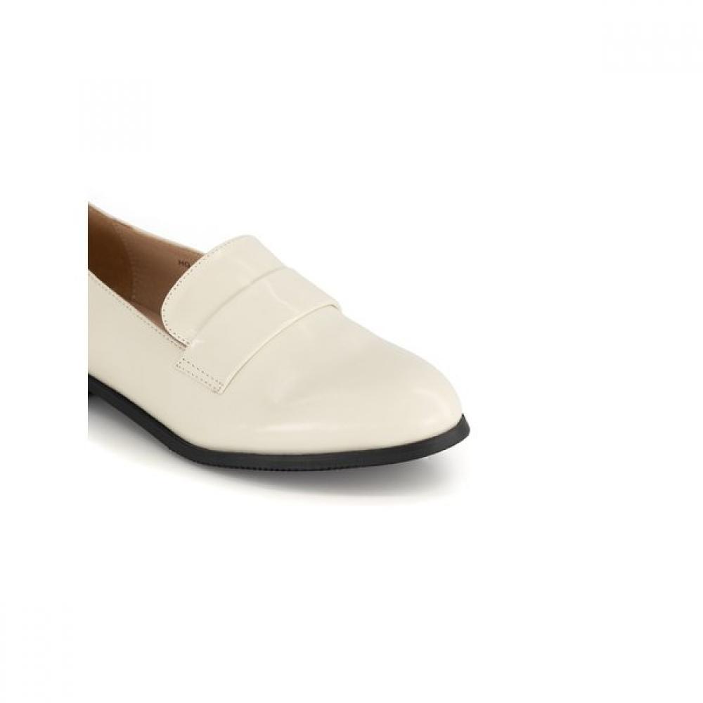 Tandy Women Loafers Ivory J1446v