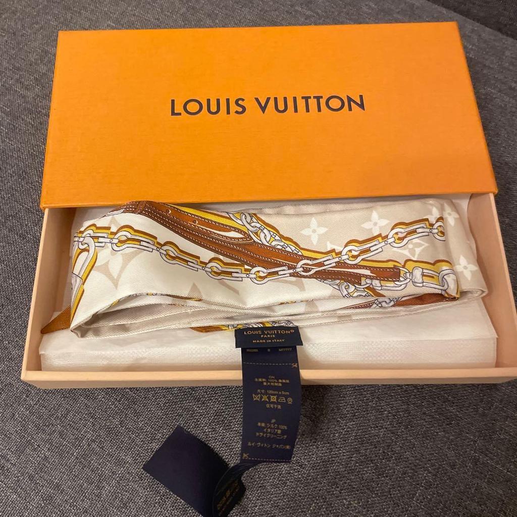 Б/у шелковый платок-бандана LOUIS VUITTON