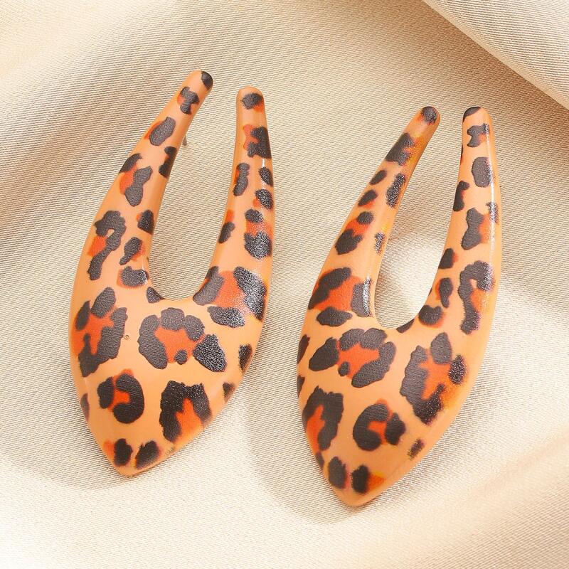 Retro Leopard Print Oval U-Shaped Earrings for Women Ladies Sexy Charming Style Temperament Earrings Party Jewelry Accessories