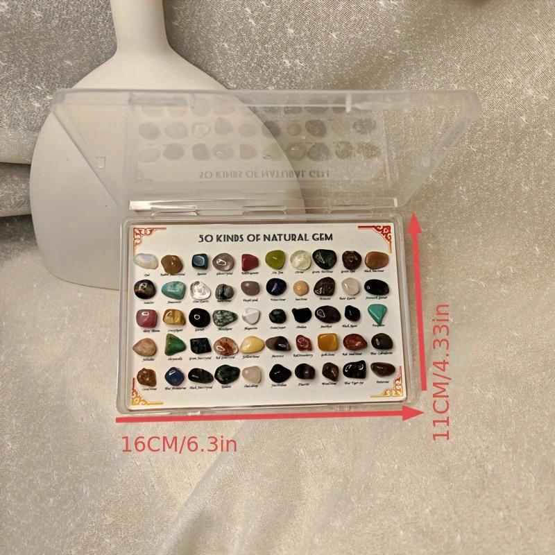 Образцы минералов и 100-страничный атлас горных пород, включая кристаллы, агат, флюорит, тигровый глаз и многое другое.