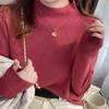 Новый осенний стиль высококлассного, стильного, трикотажного свитера с круглым вырезом, мягкого и с длинными рукавами, — это слегка полнящий и стройнящий свитер для женщин.
